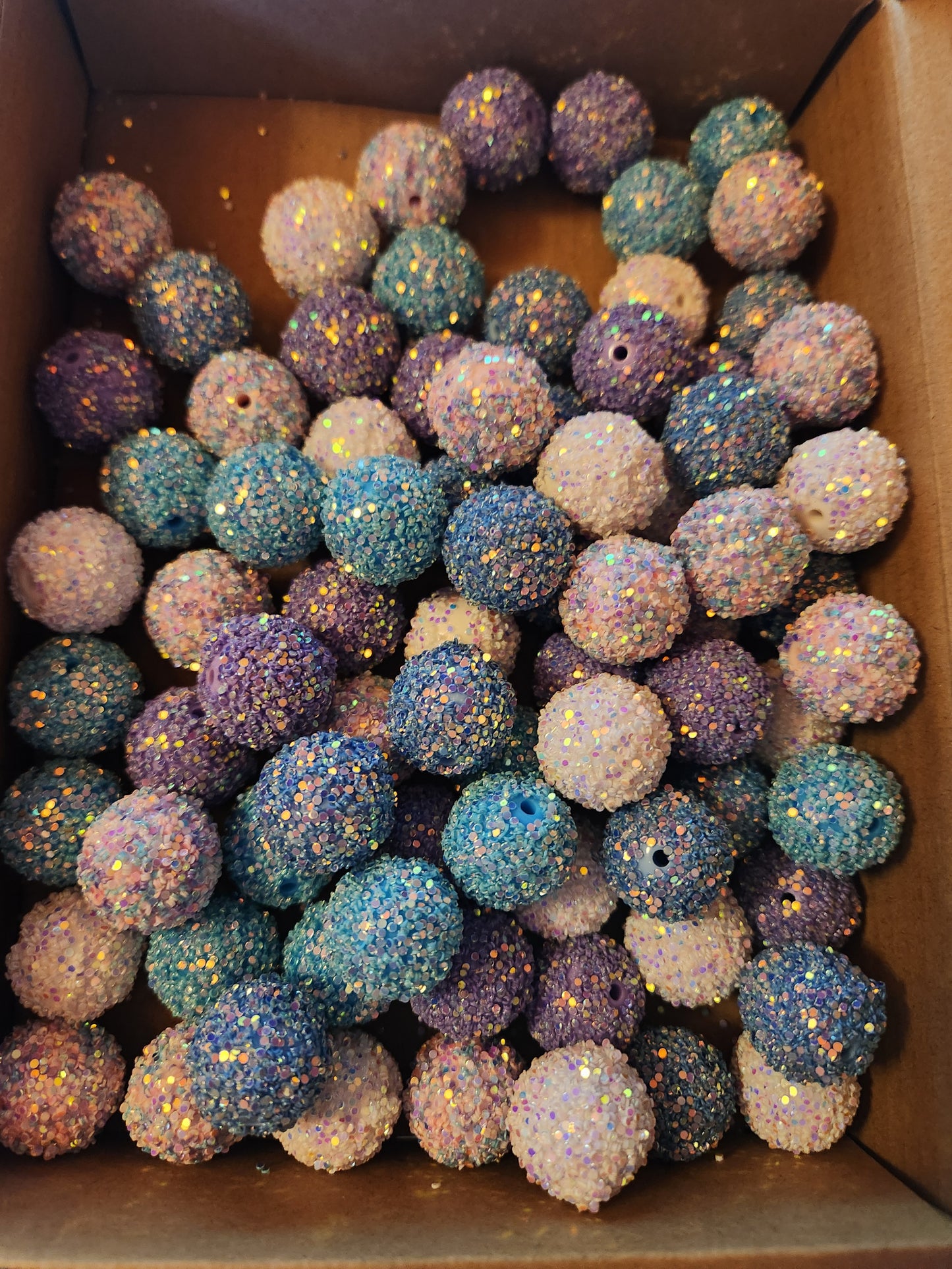 80pc 20mm Bubblegum Glitter Sugar Bead Mix - Frozen